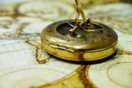 compass-antique-map-of-the-world-429772.jpg