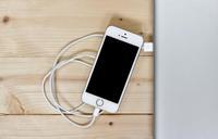 phone-smartphone-iphone-charging-603048.jpg