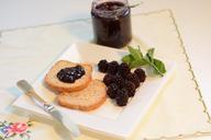 blackberries-jam-bread-food-sweet-844876.jpg