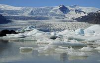 glacier-glacial-lake-ice-icebergs-920197.jpg