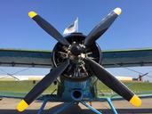 aircraft-propeller-fly-984889.jpg