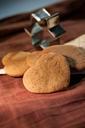 cookie-gingerbread-biscuit-cookies-179507.jpg