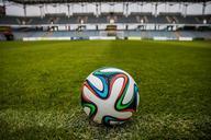 the-ball-stadion-football-the-pitch-488715.jpg