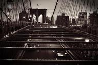 brooklyn-bridge-black-white-315484.jpg