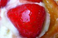 strawberry-sweet-red-ripe-fruit-140000.jpg