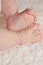 feet-babyf%C3%BC%C3%9Fe-baby-ten-newborn-948631.jpg