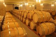 wine-cellar-barrel-aging-age-652301.jpg