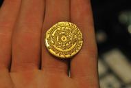 gold-coin-valuable-treasure-1628411.jpg