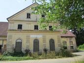 house-abandoned-old-farm-vintage-192263.jpg