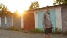 portrait-sun-sunset-garage-spring-601271.jpg