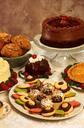 sweets-goods-baked-cakes-desserts-386785.jpg