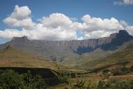 drakensburg-mountain-range-978725.jpg