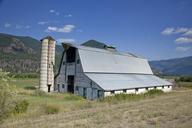 barn-silo-wood-farm-country-1517187.jpg