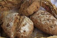 bread-food-delicious-670753.jpg