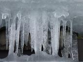 ice-icicle-winter-cold-frozen-657395.jpg