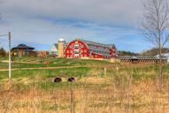 barn-farmhouse-wisconsin-usa-347449.jpg