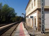 station-via-railway-tracks-967604.jpg