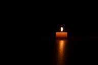 candles-candlelight-light-wax-488576.jpg