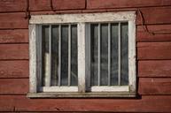 window-wood-barn-home-weathered-667968.jpg