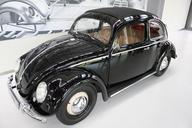 autostadt-wolfsburg-vw-beetle-black-1104081.jpg