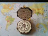 compass-old-map-world-travel-737691.jpg