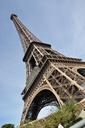 eiffel-tower-paris-tower-france-497822.jpg