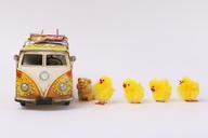 bus-chick-props-toy-620760.jpg