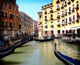 venice-italy-gondola-375076.jpg