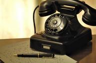 phone-dial-old-arrangement-499991.jpg