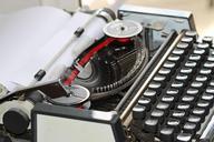 typewriter-vintage-retro-1227409.jpg