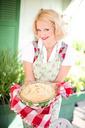 apple-pie-woman-holding-pie-fall-635241.jpg