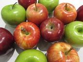 apples-red-green-rosh-hashana-894757.jpg