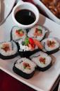 sushi-japanese-restaurant-sauce-493888.jpg