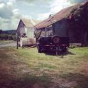 barn-farm-trailer-grunge-405439.jpg