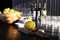 lime-wine-food-picnic-1372718.jpg