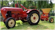 agriculture-antique-old-tractor-215847.jpg