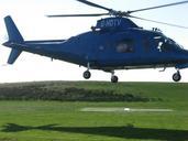 helicopter-lundy-island-606213.jpg