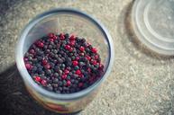 pepper-spices-peppercorns-forte-570309.jpg