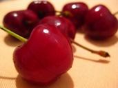 cherries-ripe-red-fruit-fresh-551564.jpg