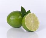 sliced-lime-fruit-lime-slice-667553.jpg