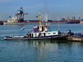 rotterdam-netherlands-tug-tugboat-106946.jpg