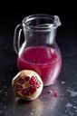 pomegranate-juice-raw-vegan-579953.jpg