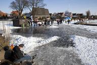 ice-natural-ice-pastime-ice-skating-65491.jpg