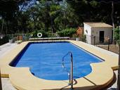 swimming-pool-swimming-villa-home-232677.jpg