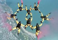 skydiving-team-formation-jump-658404.jpg