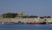 Walls tugboat castle Rhodes.jpg