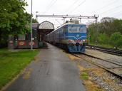 Train-station-of-commuter-trains-from-Belgrade.jpg