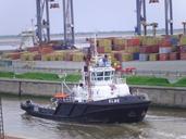 Tugboat Elbe 2010-05-29.jpg