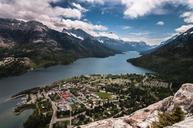 fjord-town-norway-sea-village-828990.jpg