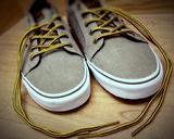 sneakers-shoes-hipster-footwear-759212.jpg